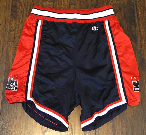 Team USA Basketball Champion Team Issued Vintage Basketball Shorts Blue Size 44