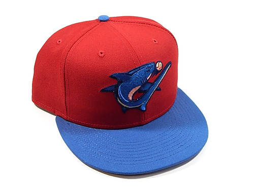 Clearwater Threshers Logo Road Red Blue MiLB New Era 59Fifty Fitted Hat 7 7/8