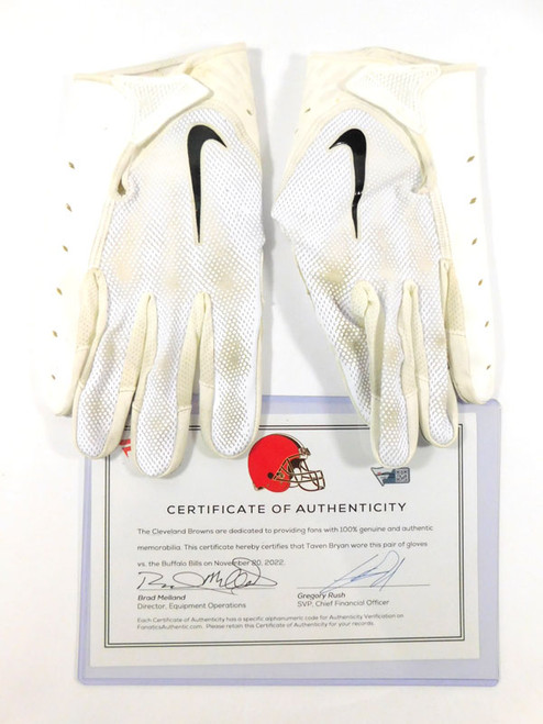 11/20/22 Taven Bryan Game Used White Nike Football Gloves Browns vs. Bills COA
