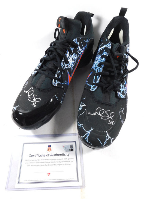 Noah Syndergaard METS Autographed Player-Issued NIKE Alpha Huarache Elite Cleats