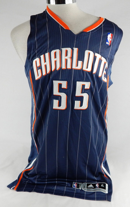2011-12 Charlotte Bobcats Reggie Williams #55 Game Issued Navy Jersey XL 173