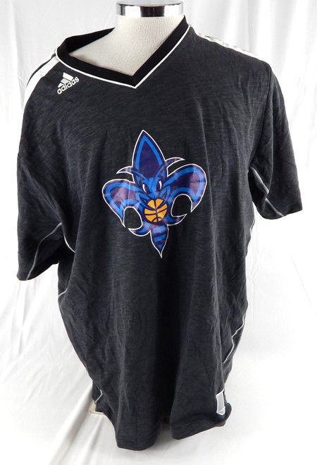 2012-13 New Orleans Hornets Lou Amundson #17 Game Used Black Shooting Shirt 0