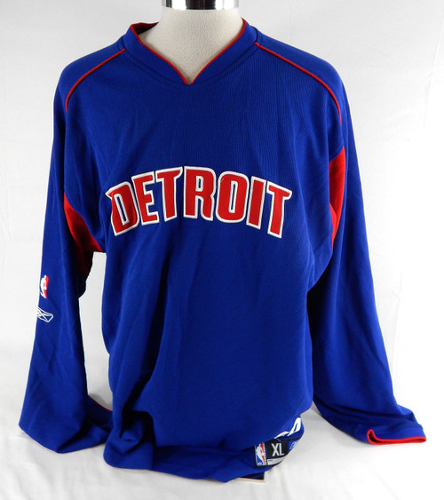 2004-05 Detroit Pistons Carlos Delfino #20 Game Used Blue Shooting Shirt XL 241