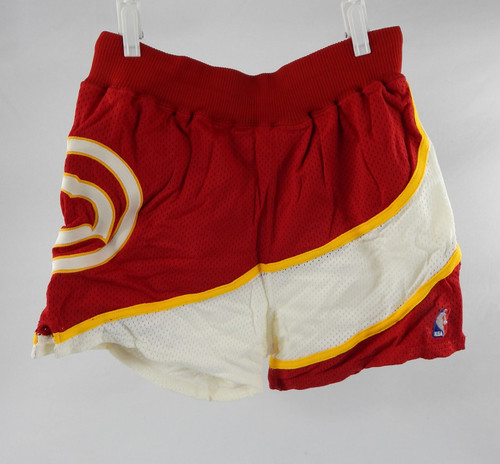1990-91 Atlanta Hawks Game Issued Red Shorts 36 943