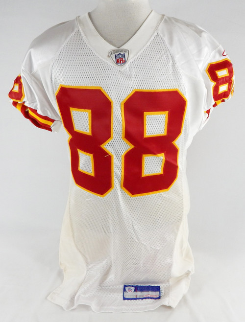 2002 Kansas City Chiefs Tony Gonzalez #88 Game Issued White Jersey 48 004