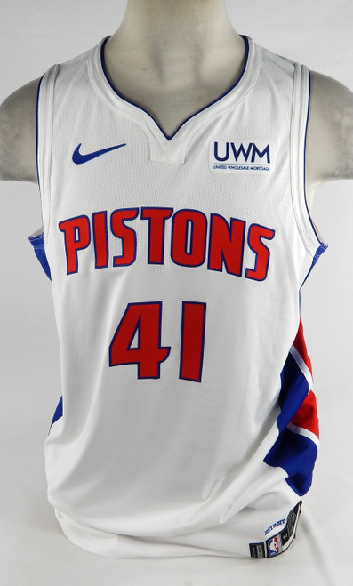 2023-24 Detroit Pistons Mike Muscala #41 Game Issued White Jersey 52 DP73786