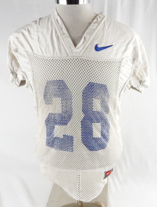 2016-19 Boise State Broncos #28 Game Used White Practice Jersey M 470