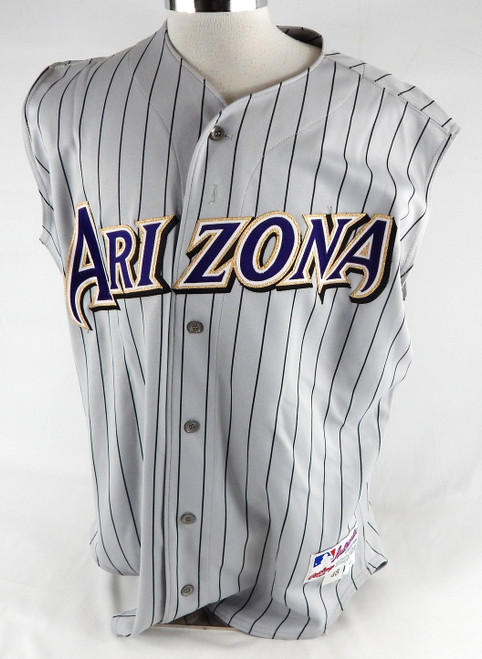 2002 Arizona Diamondbacks Erik Sabel #56 Game Issued Grey Vest Jersey 48 236
