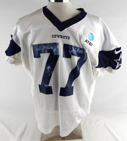 2025 Dallas Cowboys Saahdiq Charles #77 Game Used White Practice Jersey 58 447