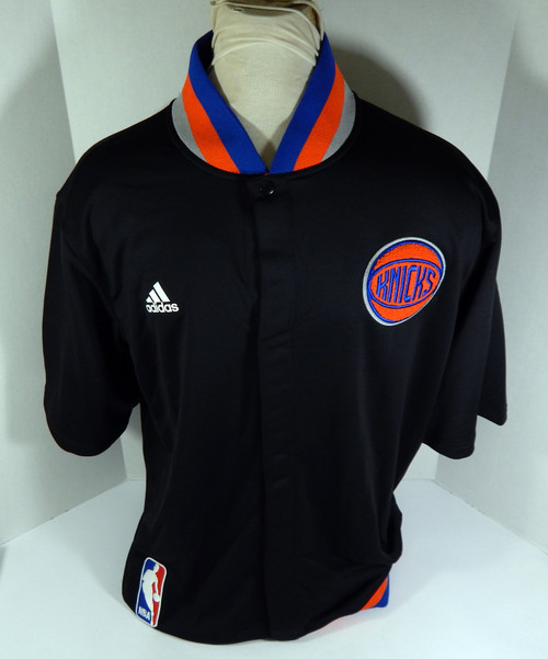 2015-16 New York Knicks Kevin Seraphin #1 Game Issued Used Black WarmUp Jacket 7