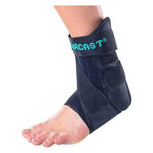 Aircast Airsport Ankle Brace Right Leg Medium for Women 9-11.5 Men 7.5-9 1Ea