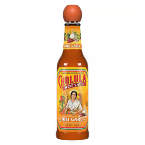 Cholula Hot Sauce Chili Garlic Flavor with Arbol and Piquin Peppers Hot Sauce 5Oz (150ml)