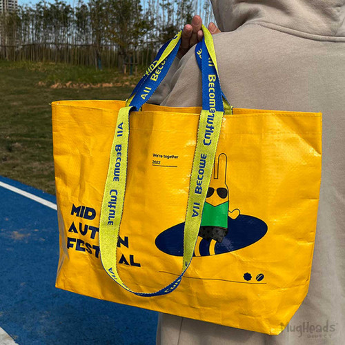 Custom polypropylene tote bags are durable, reusable retail bags designed for bold branding, everyday carry, and long-term visibility. Ideal for businesses searching for custom logo tote bags, branded retail bags, and custom promotional merchandise, these polypropylene totes offer strong structure, vibrant print capability, and excellent resale appeal for retail, events, and marketing programs.