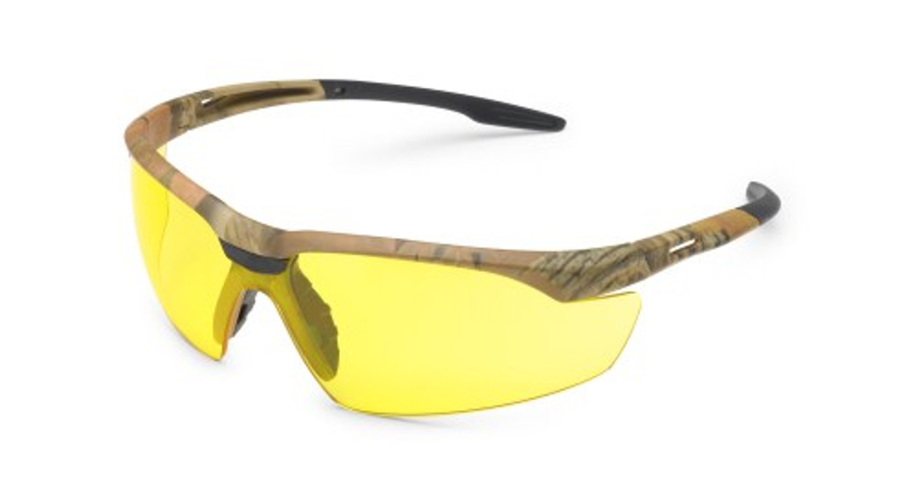 CONQUEROR, CAMO FRAME W/ AMBER ANTI-FOG LENS