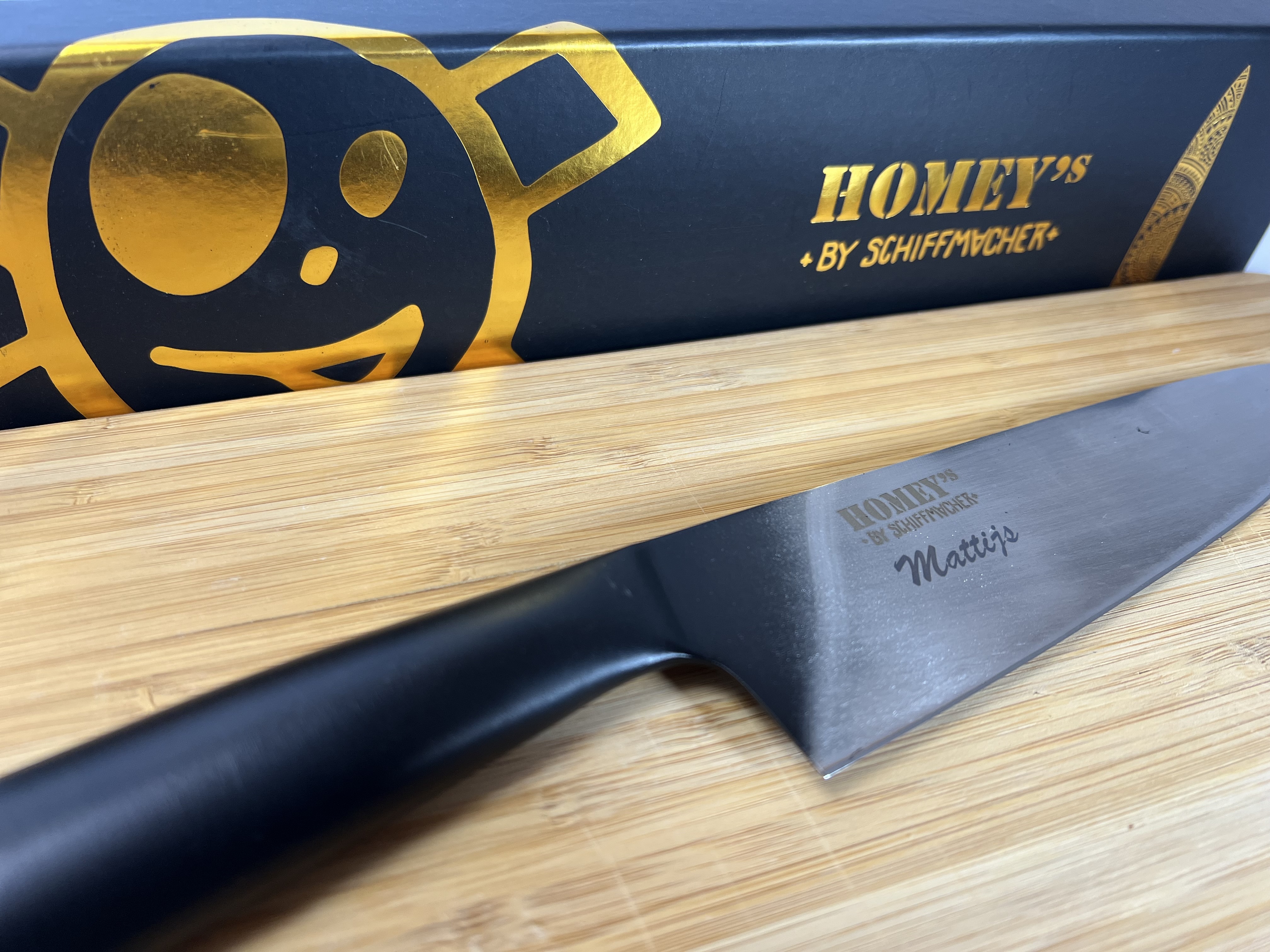 Persoonlijk cadeau - Persoonlijk relatiegeschenk - Gravering mes - gepersonaliseerd mes  - gepersonaliseerd cadeau - Sharp as a Knife