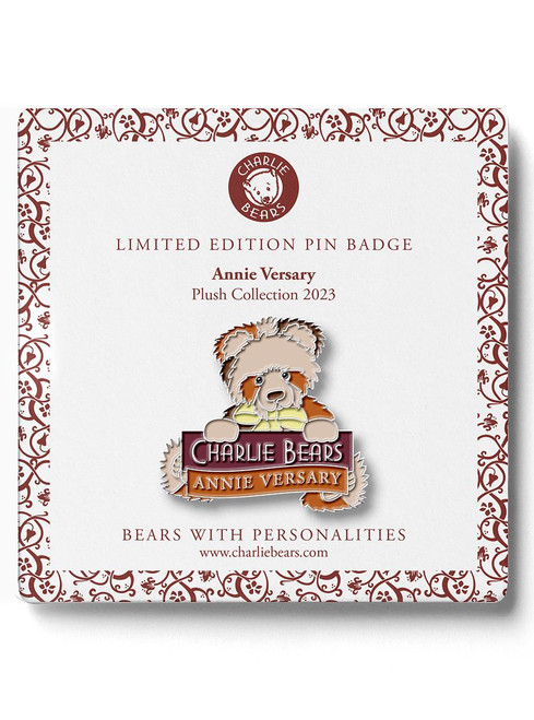 Charlie Bears Pin Badge - Annie Versary
