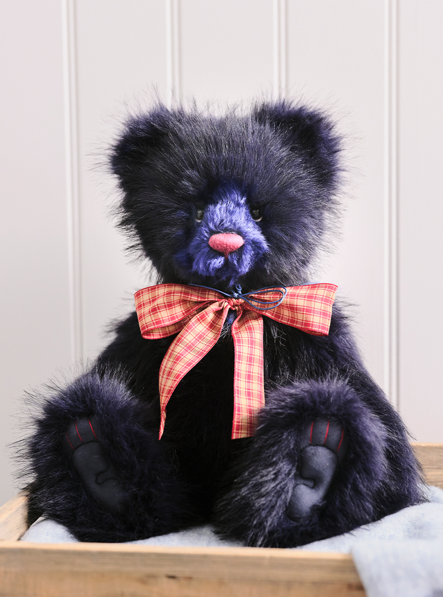 Teddy Bears & Plush Toys by Charlie Bears UK | Collectable Teddies