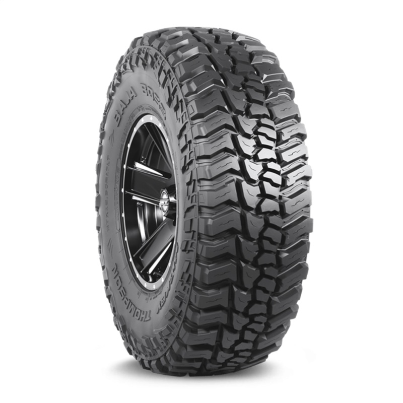 Asymmetrical tread pattern reduces noise, improves handling and ride - 247889