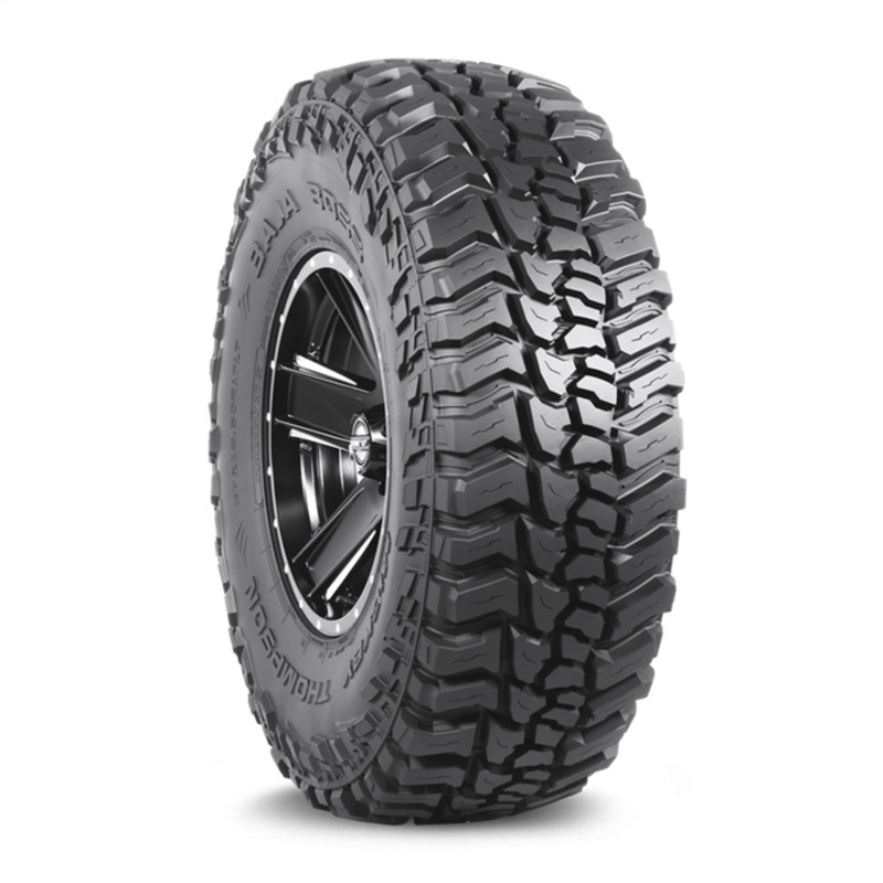 Asymmetrical tread pattern reduces noise, improves handling and ride - 247891