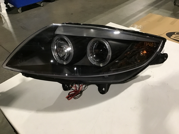 Halo Projector Headlights - 5029676, Condition: Scratch & Dent, 5029676-Scratch-Dent-1712