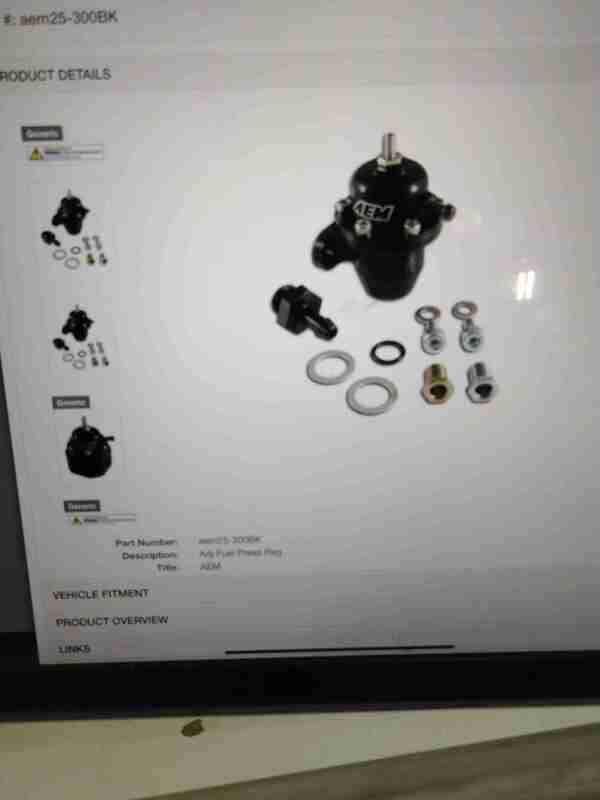 Adjustable Fuel Pressure Regulator Black - 25-300BK, Condition: Scratch & Dent, 25-300BK-Scratch-Dent-133486