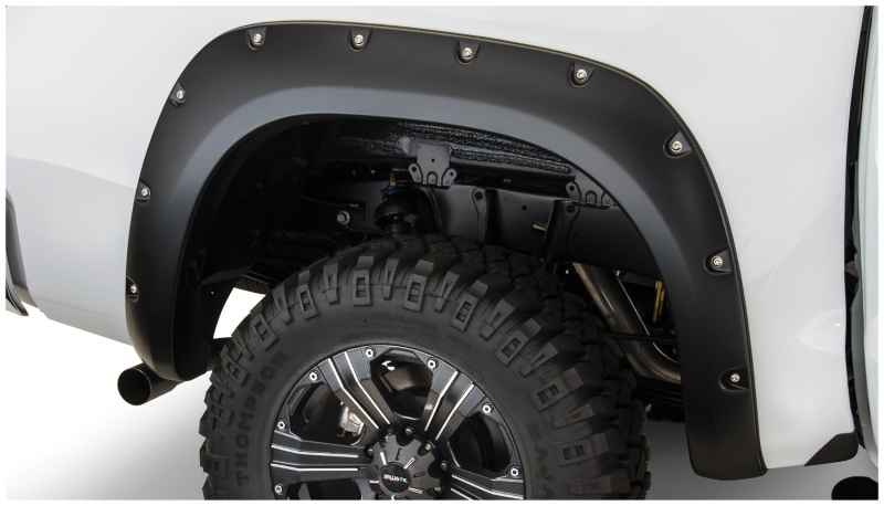 Bushwacker 07-13 Toyota Tundra Fleetside Pocket Style Flares 2pc 66.7/78.7/97.6in Bed - Black - 30024-02