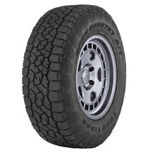 TOYO Open Country A/T III: LT33X12.50R17 124S LRF
