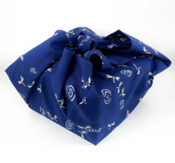 Patterned with bunnies or dragonflies,  these furoshiki style tea cloths are versatile with endless possibilities for use as gift wrapping, carrying lunch or for a picnic outing. Patterned with bunnies or dragonflies,  these furoshiki style tea cloths are versatile with endless possibilities for use as gift wrapping, carrying lunch or for a picnic outing.