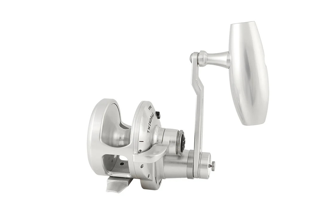 Accurate Valiant V2 Jigging Reels
