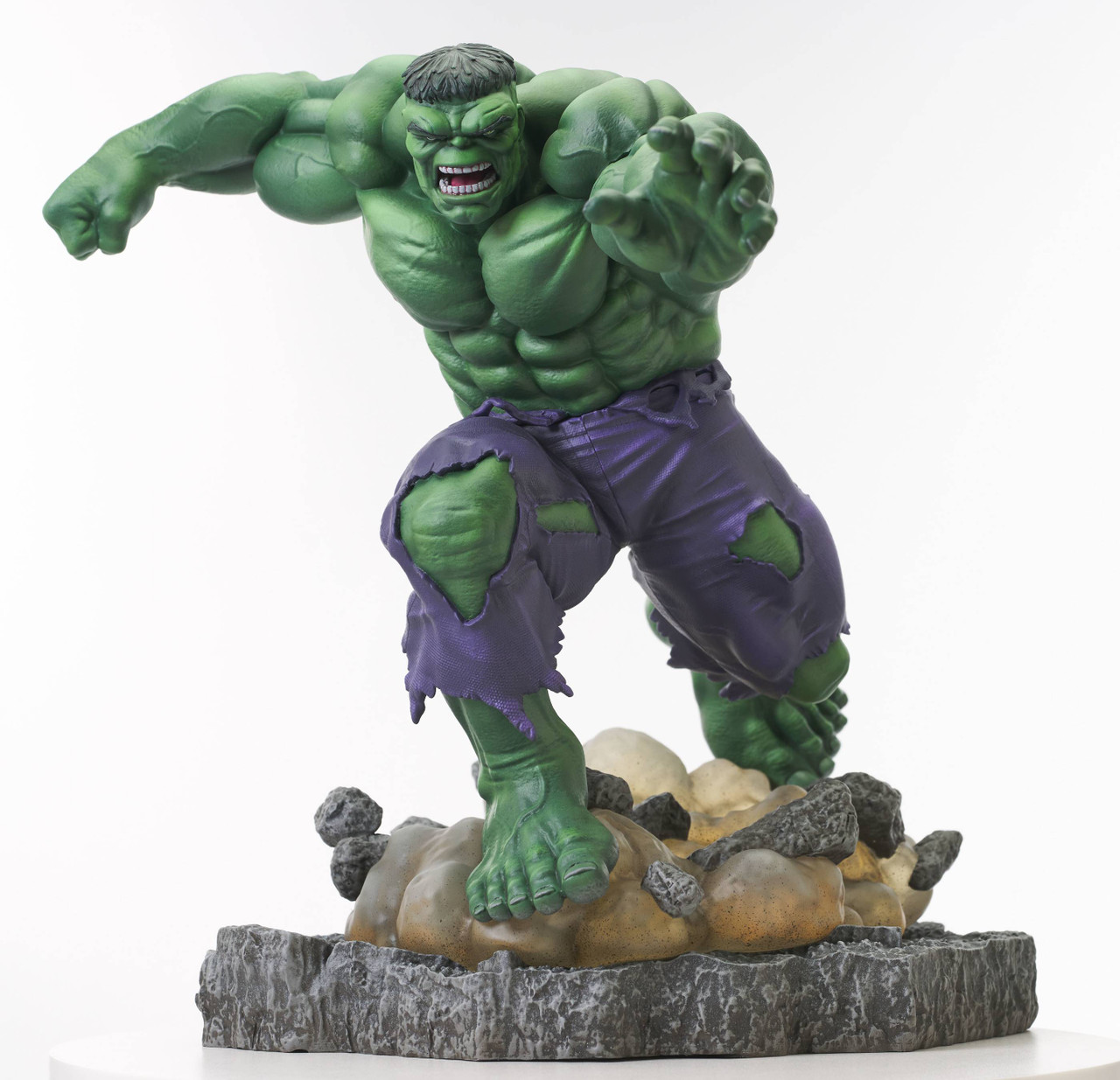 Marvel Gallery: Immortal Hulk Deluxe PVC Statue - Comic Spot