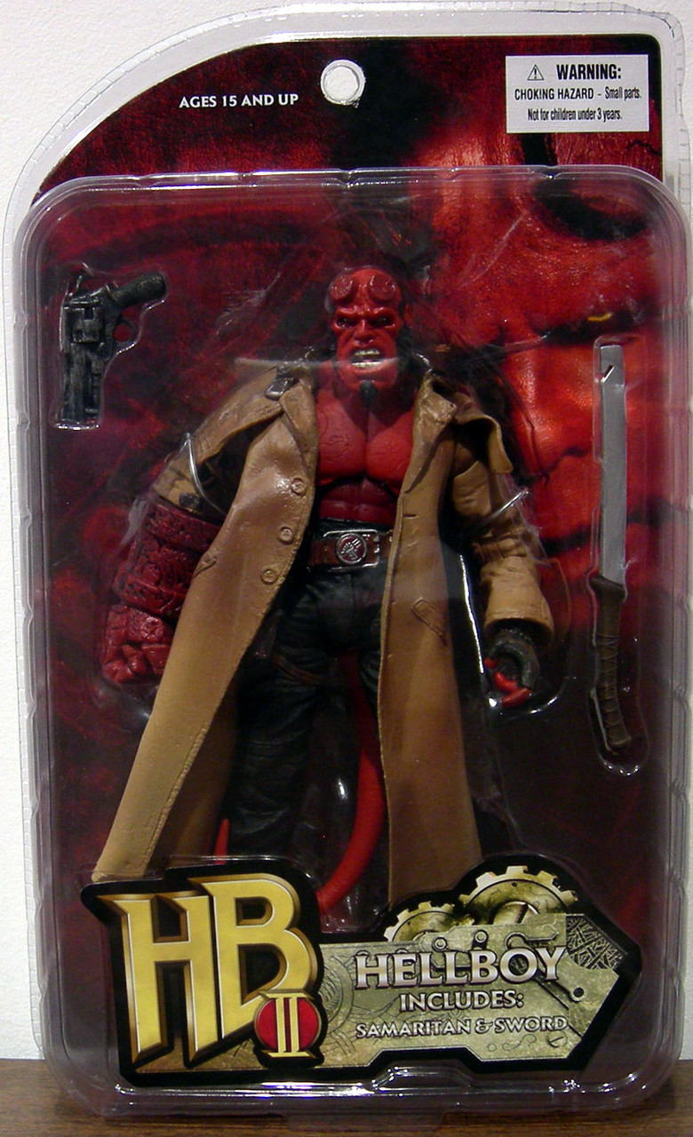 Mezco shop hellboy 2