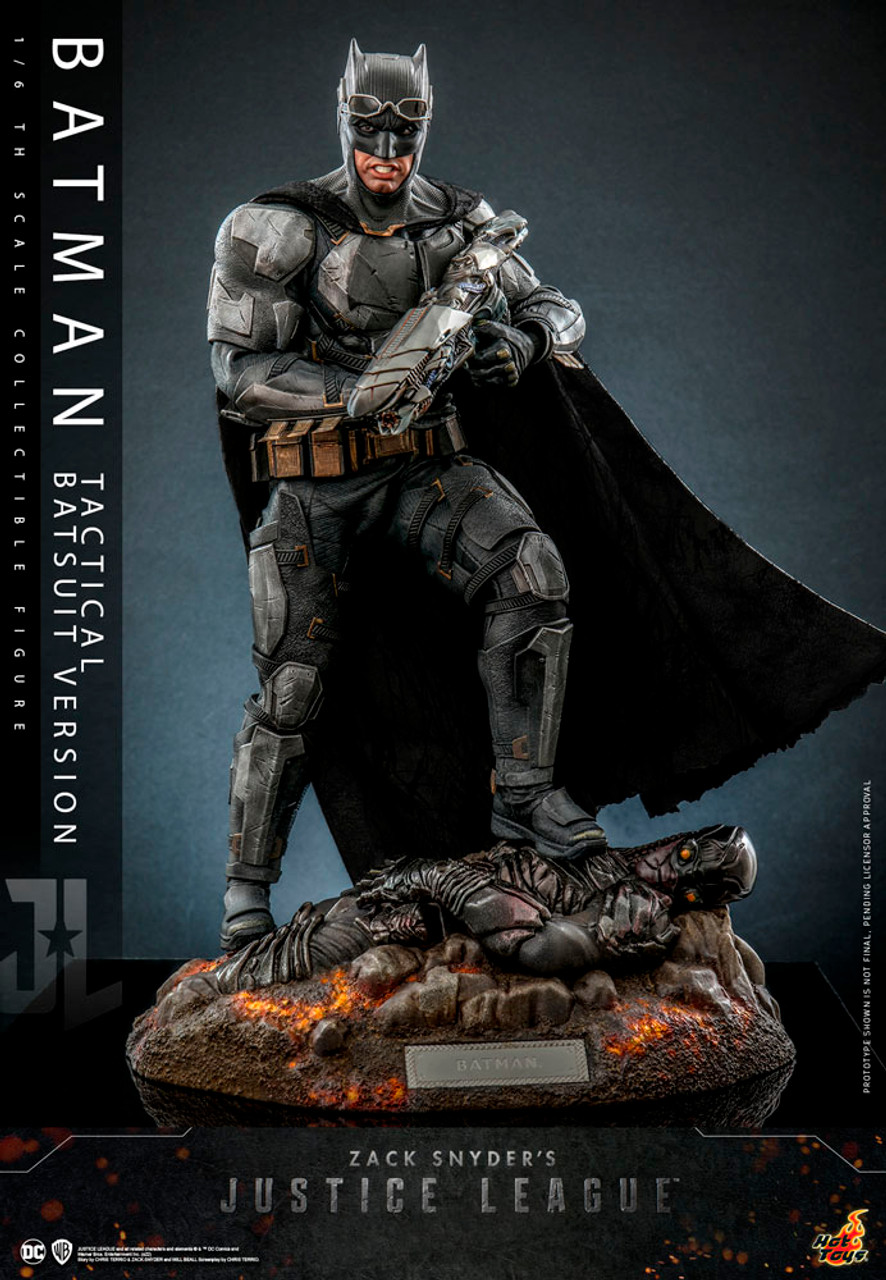 Batman (XE Suit) (Special Edition) Sixth Scale Collectible Figure by Hot  Toys
