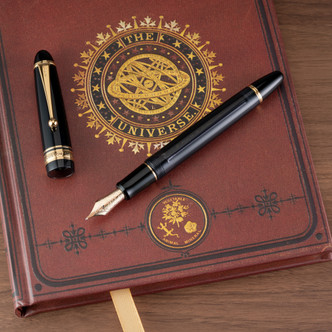Pilot Custom 823 Fountain Pen, Smoke