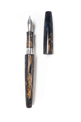 Abigail Markov Babe Fountain Pen - Wild Blue Yonder