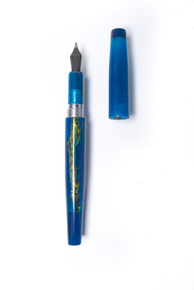Abigail Markov Babe Fountain Pen - Venomous
