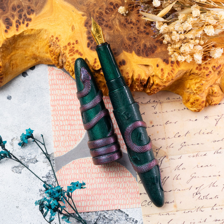 Benu Mangrove Viper Collection  Fountain Pen