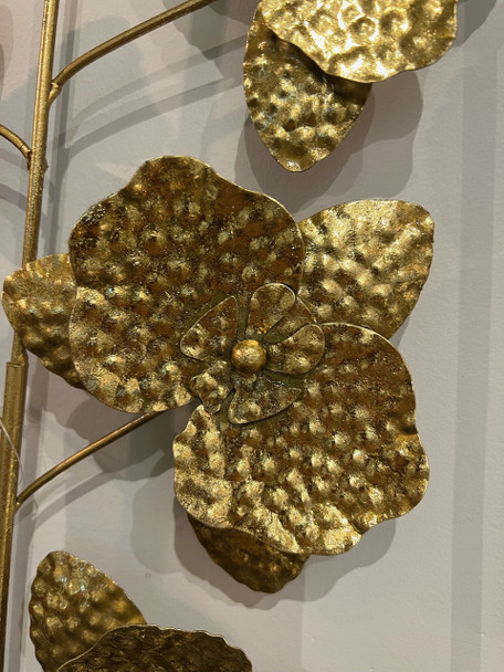 METAL FLOWER WALL DECOR