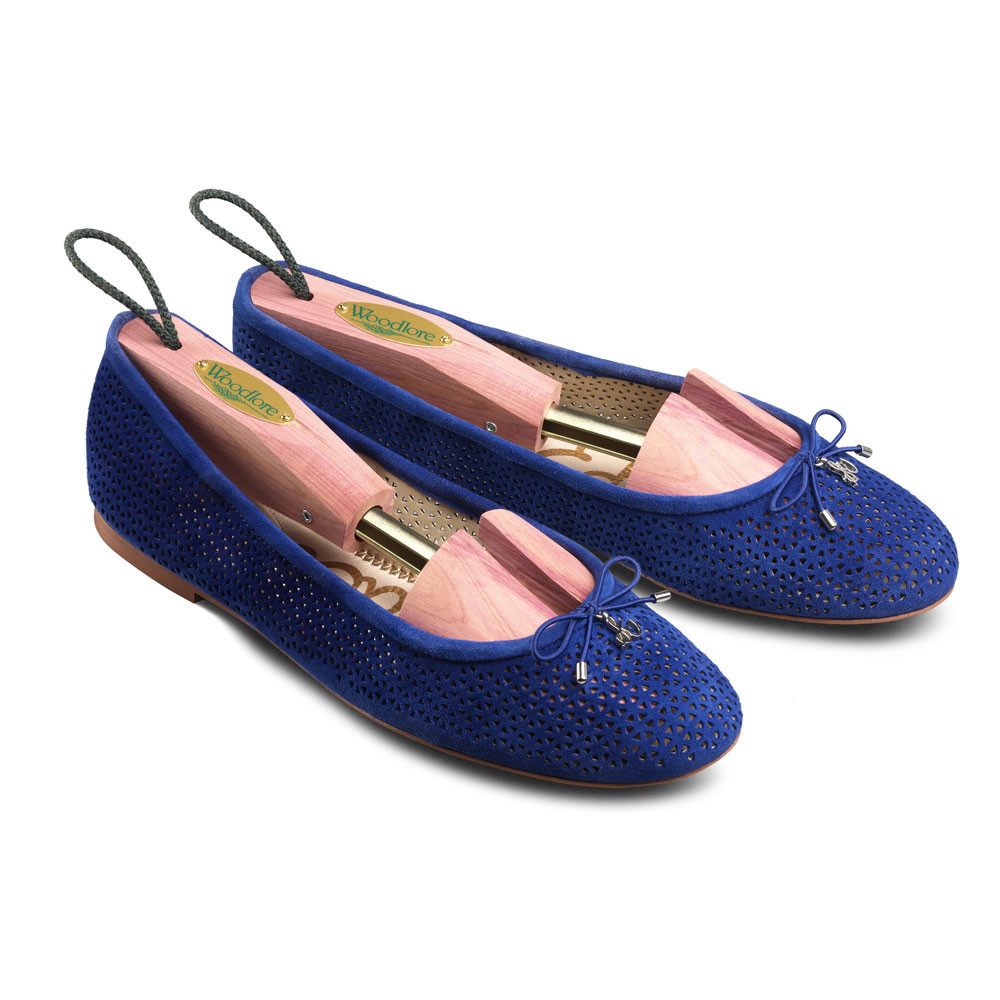 Woodlore Women's Cedar Shoe Trees - Medium Size For Women's Shoes 8.5-10.5