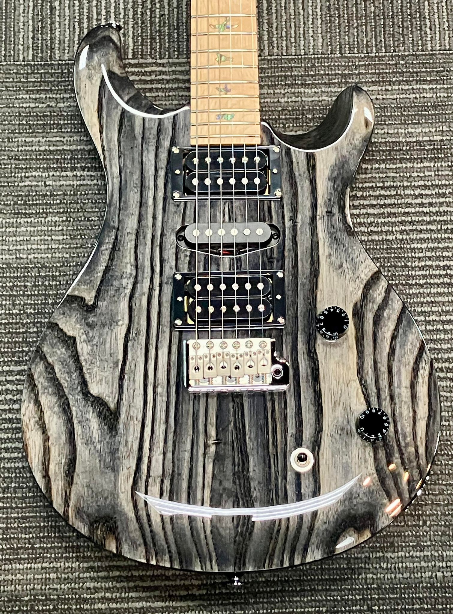 【工房整備品】PRS SE SwampAsh special 工房整備品】PRS SE SwampAsh special - メルカリ