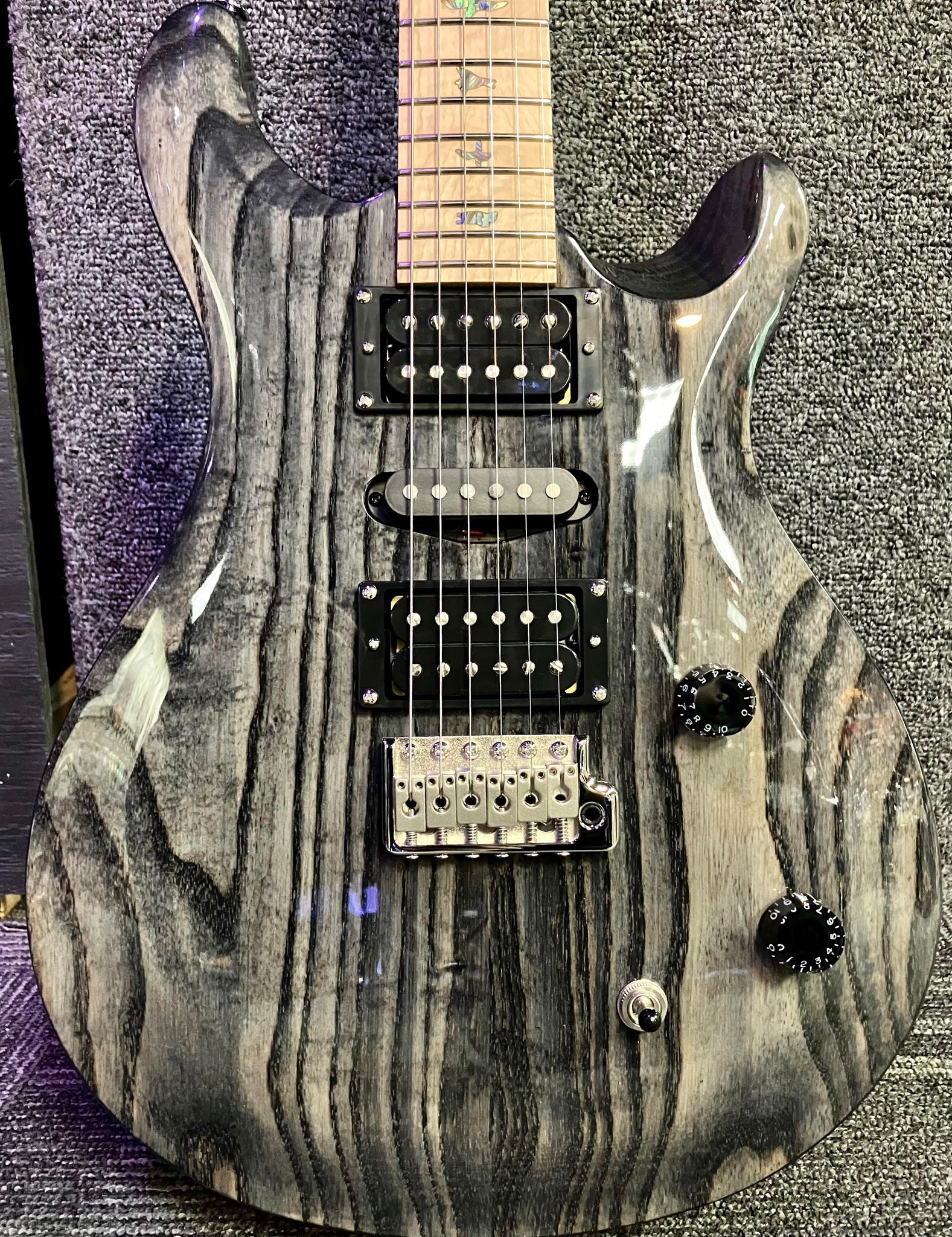 【工房整備品】PRS SE SwampAsh special 工房整備品】PRS SE SwampAsh special - メルカリ