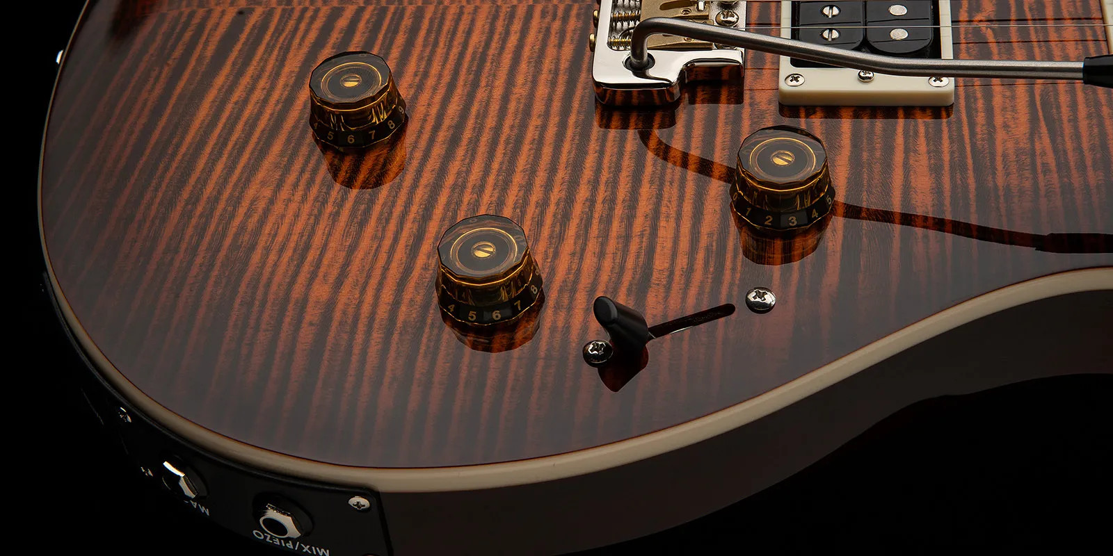 ジョン　PRS SE Orianthisignature PRS unveils mesmerizing Orianthi Private Stock and 24-08