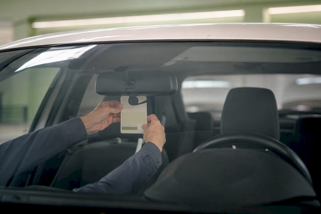 5 Decisions That Fix Parking Hang Tag Design for Facility Managers