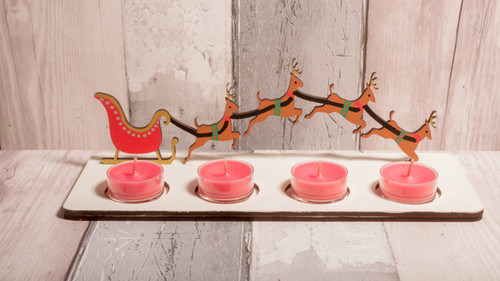 Wooden Tealight Holder with Sleigh with tealights
