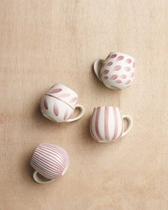 Hug Me Mugs - Rose Brush