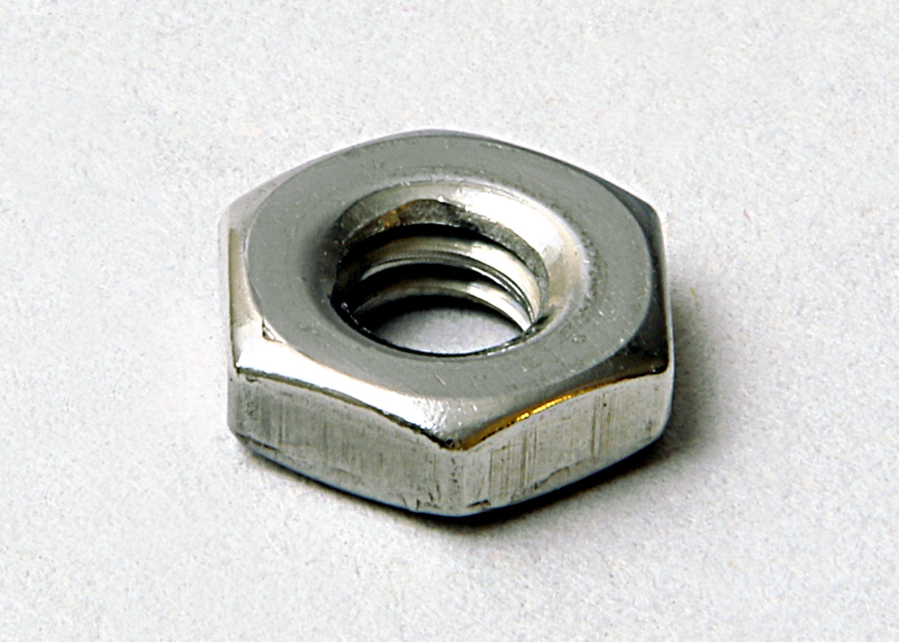 ADV56009293  NUT
