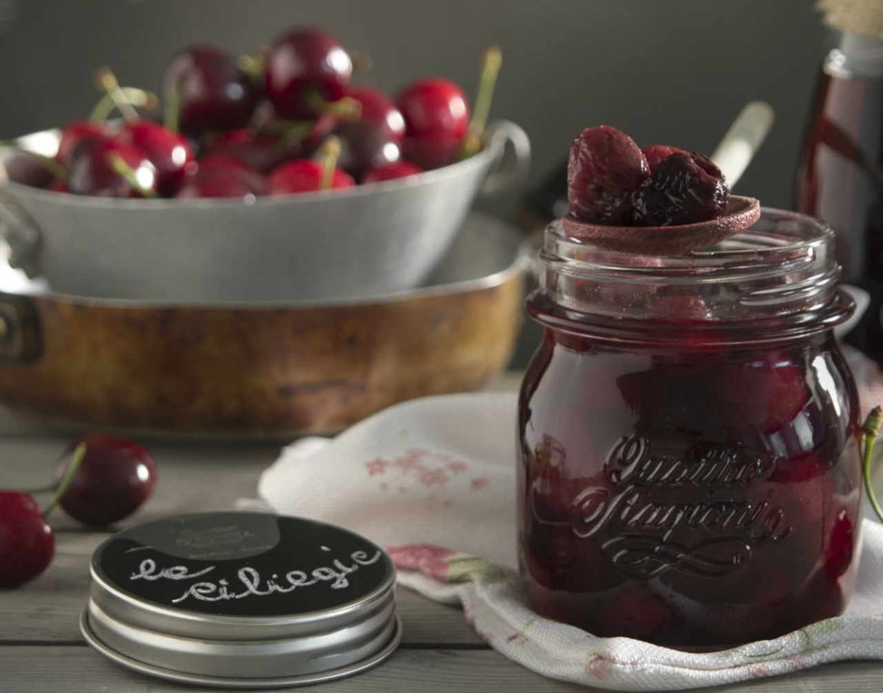 Label jars with the chalkboard lid.