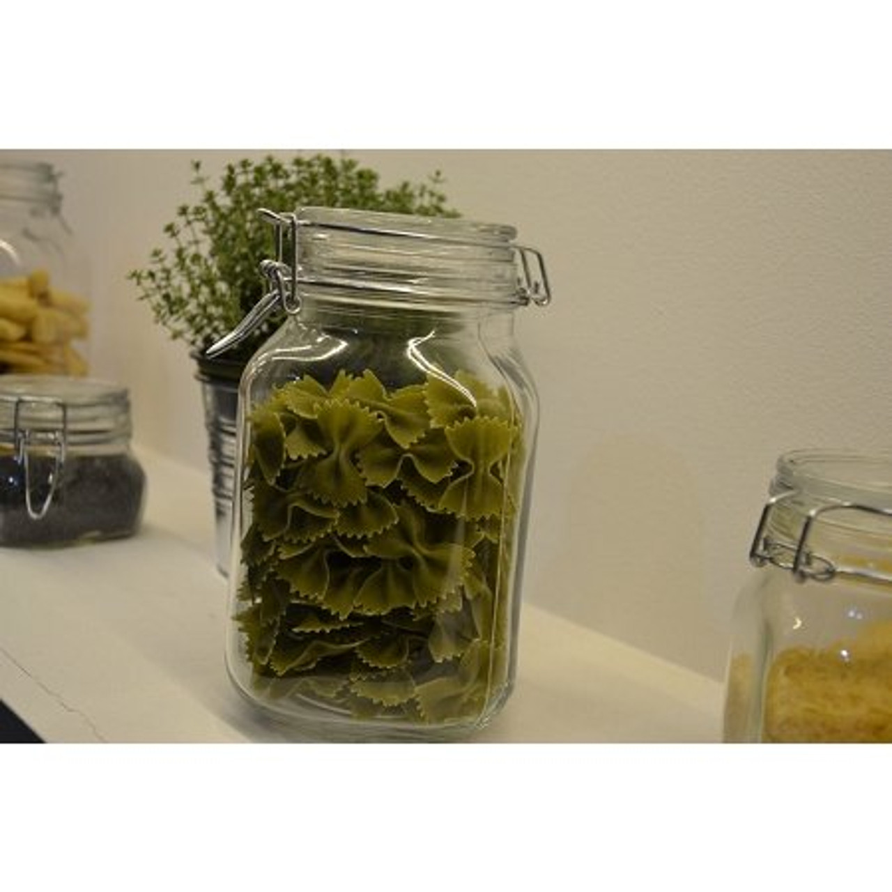 Use the 4L Fido Jar for storing pastas. 