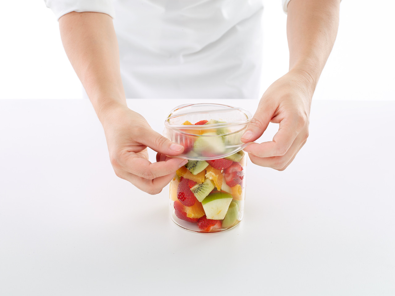 Stretch to fit on the bowl, jar or food. 