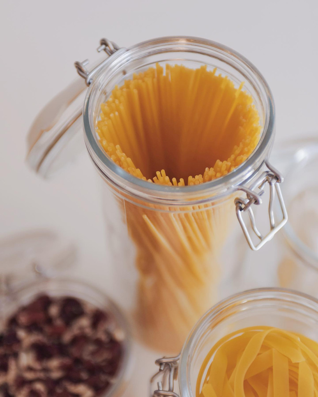 Tall Glass storage for long pastas