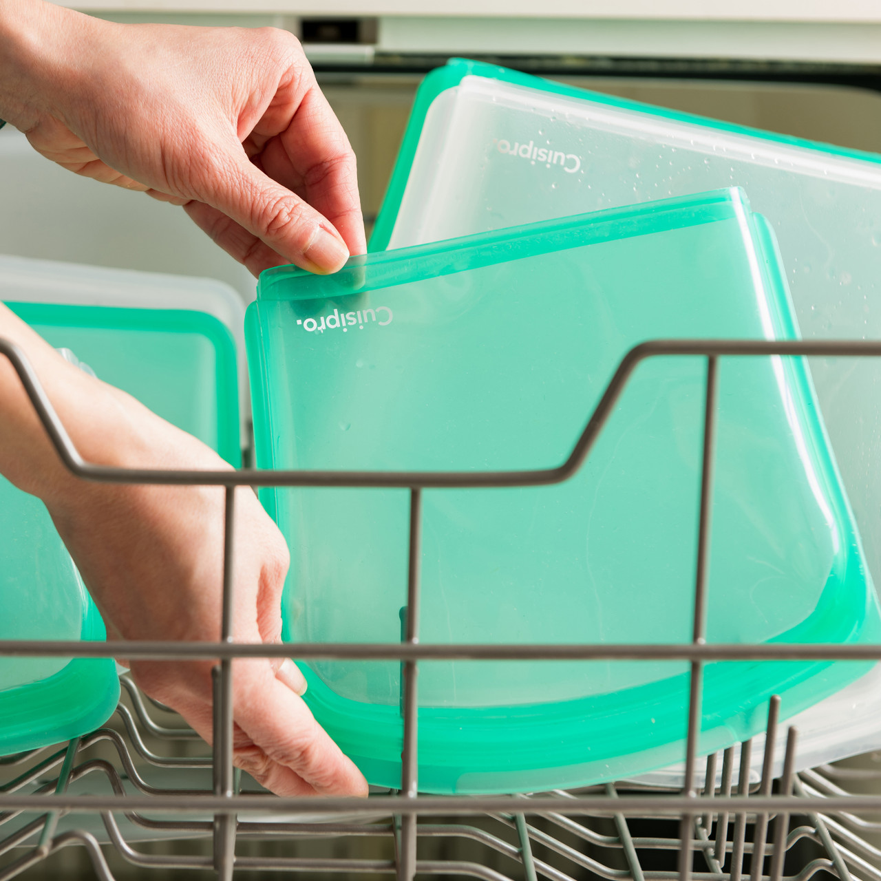 Easy to clean - Dishwasher Safe